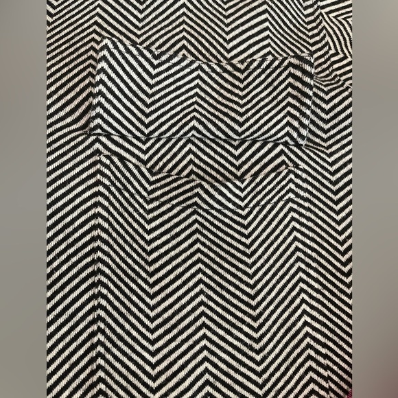 [L]Armani Collezioni Black/White Herringbone wool Blend Pullover Sweater Toggle - Picture 5 of 10